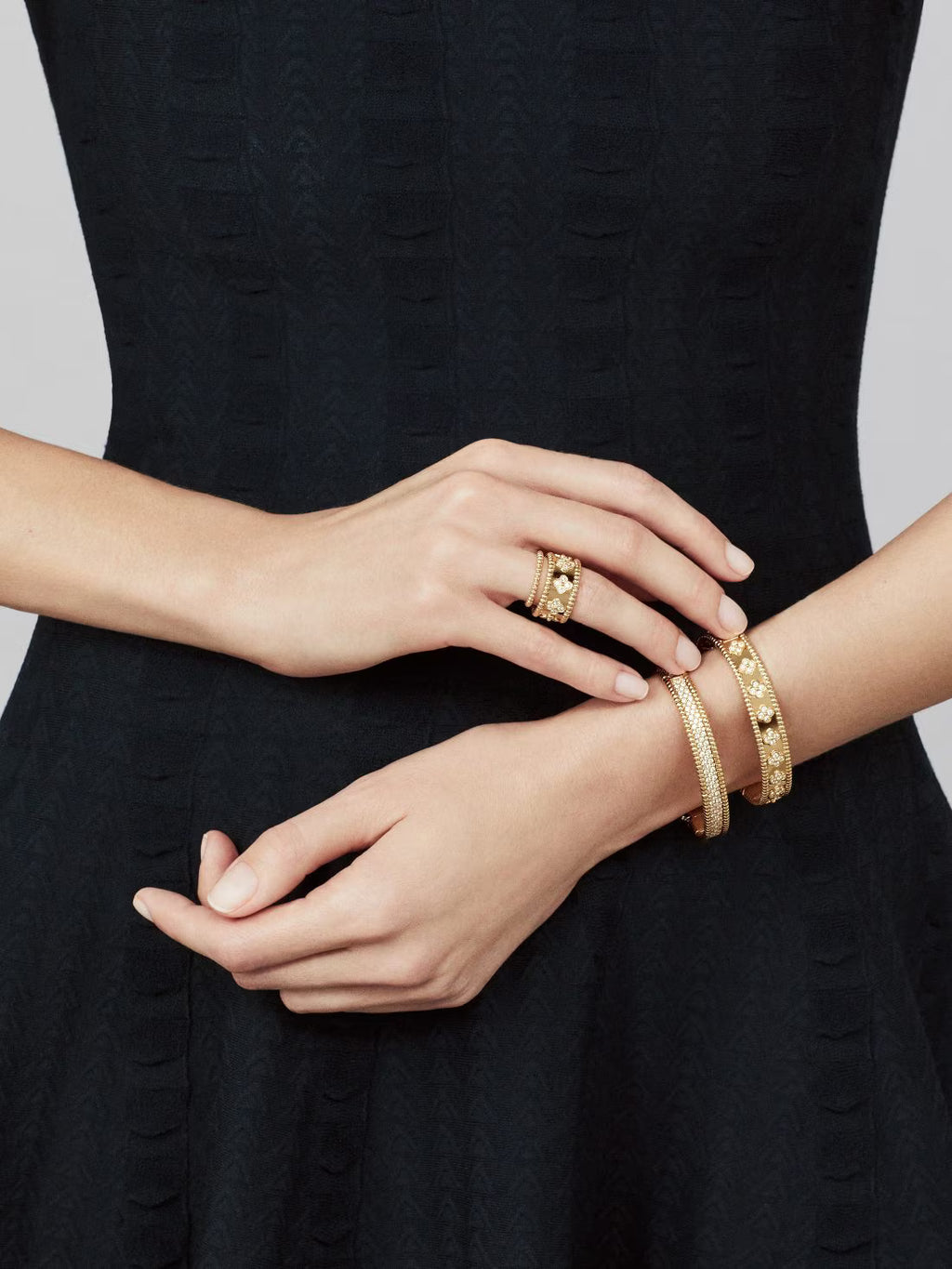 Perlée clovers bracelet, medium model
