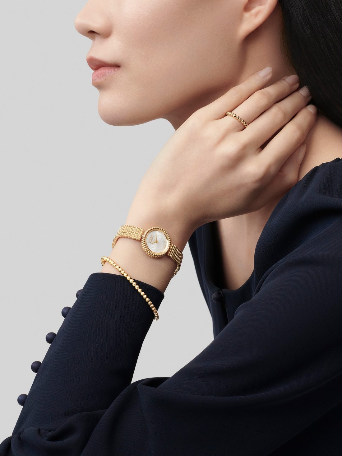 Perlée pearls of gold bracelet, medium model