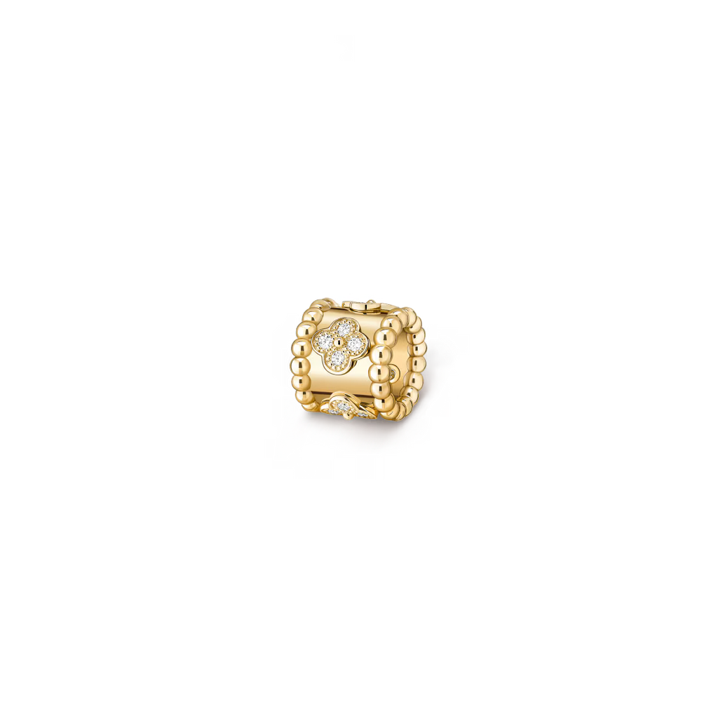 Perlée clovers pendant