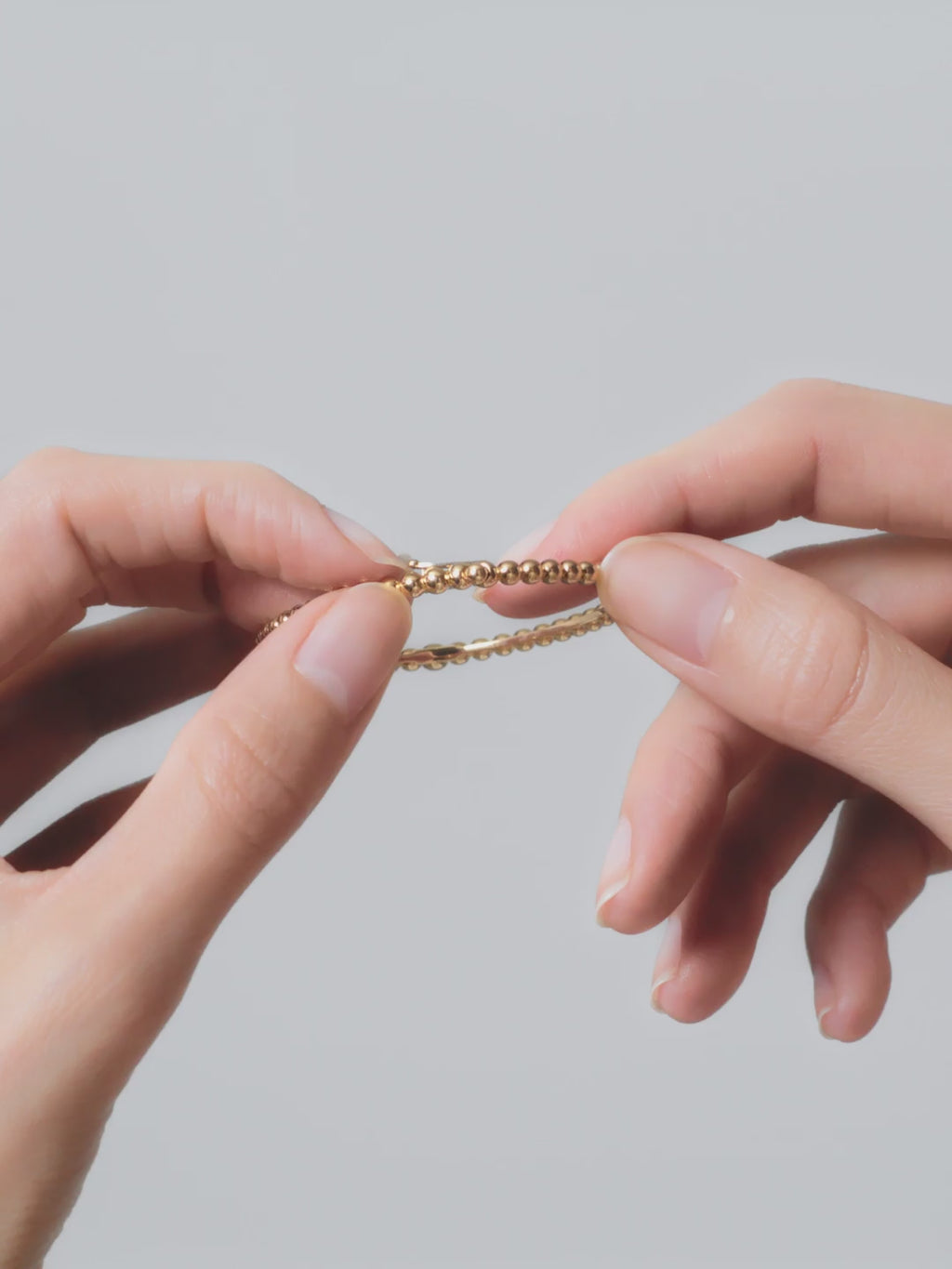 Perlée pearls of gold bracelet, medium model